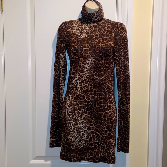 Northland Dresses & Skirts - Lightweight animal print little dress